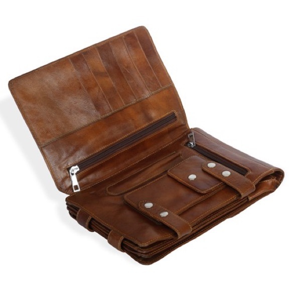 Leather messenger travel bag - Picture 4 of 6